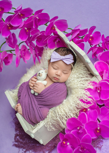 Ньюборн позировка